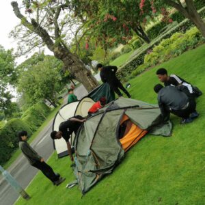 Bronze DofE Expedition setting up tent