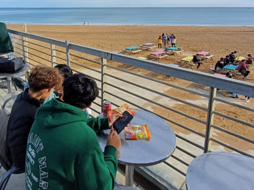 boarders trip to the beach